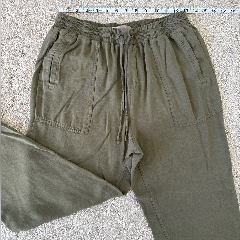Forever 21 Contemporary Olive Green Drawstring Jogger Pants Size S